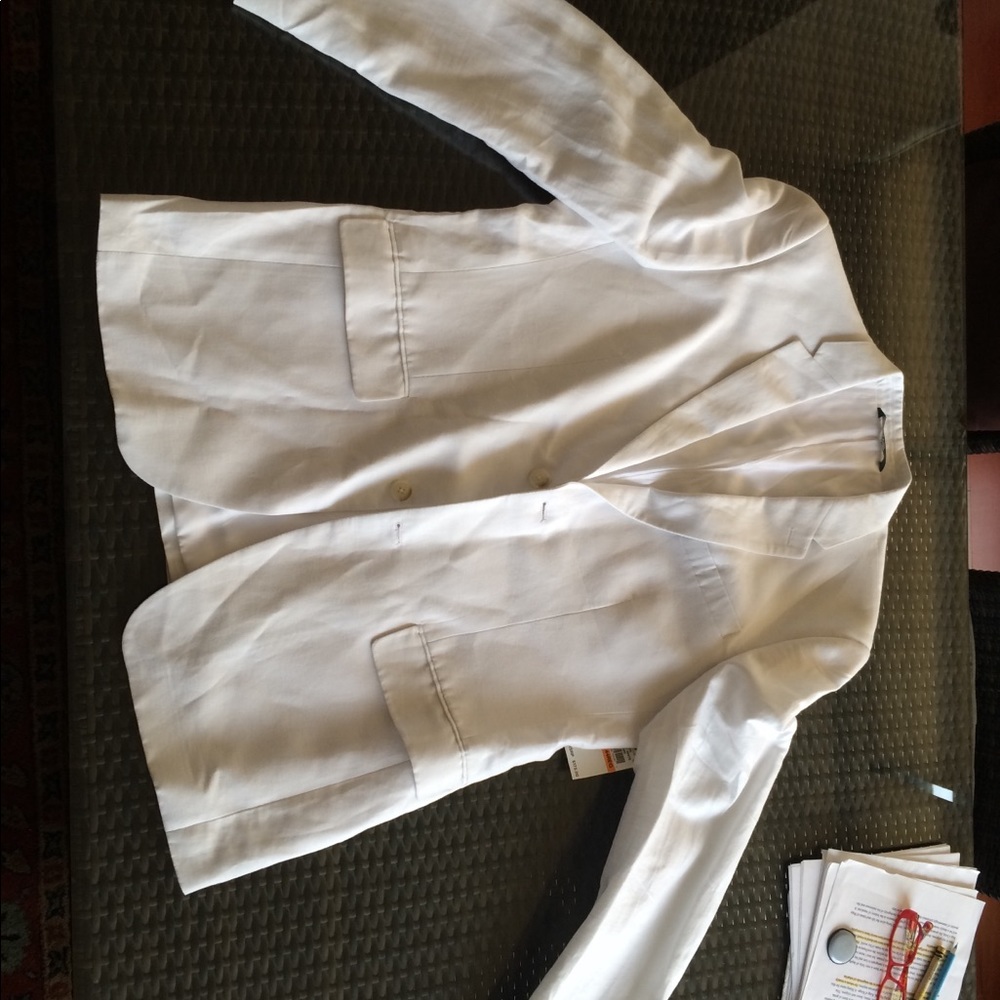 Perry Ellis all white suit in brand new condition